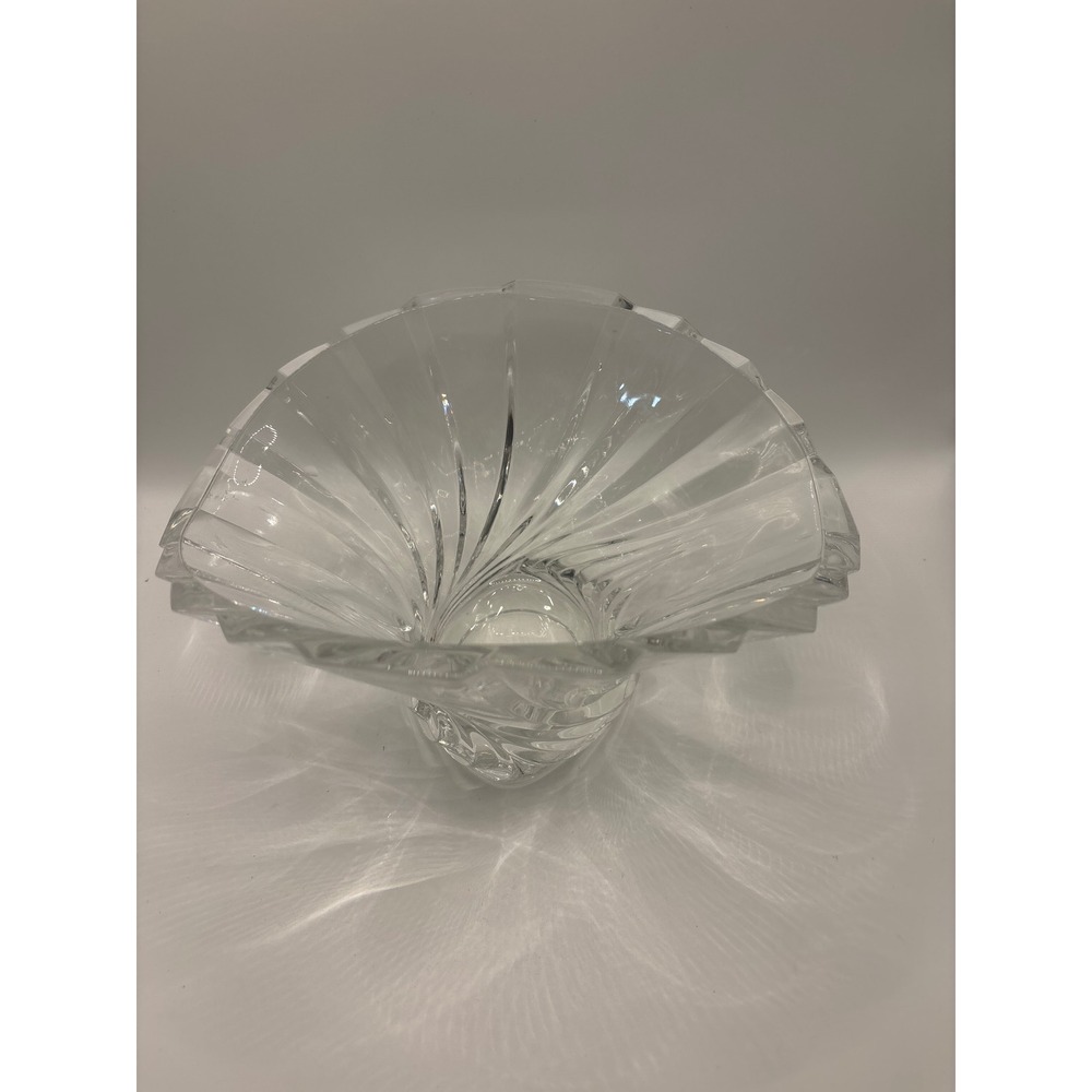 Vintage Clear Crystal Glass Fan Shaped Swirl Base Fluted Scalloped Edge Bowl